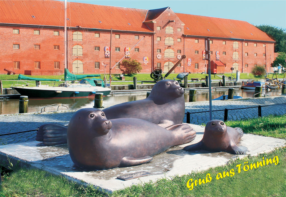 Seehunde in Bronze Historischer Hafen von Tönning Postkarte Ernst Paulduro und Ursula Krabbe-Paulduro